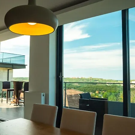 Vila 5 Star With 4 Bedrooms, Istanbul 1001 Ahmetli