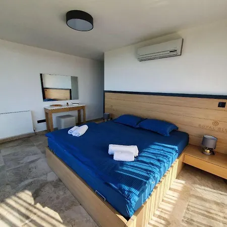 Vila 5 Star With 4 Bedrooms, Istanbul 1001 Ahmetli