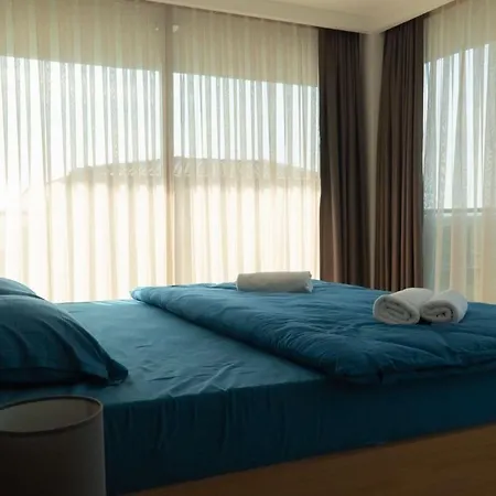 5 Star With 4 Bedrooms, Istanbul 1001 Vila
