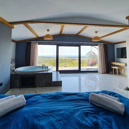 Vila 5 Star With 4 Bedrooms, Istanbul 1001 Ahmetli